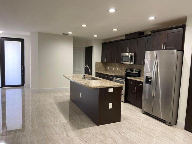 287 Bella Sol Way, West Palm Beach, FL 33406