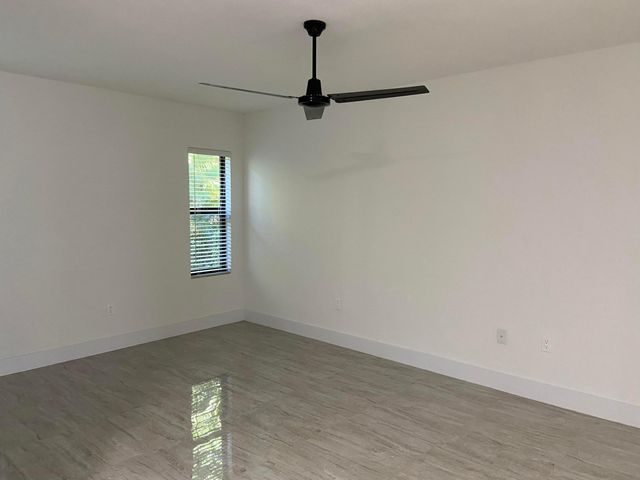 287 Bella Sol Way, West Palm Beach, FL 33406