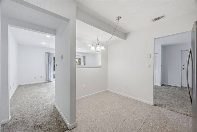 5 April Ln 33, Lexington, MA 02421