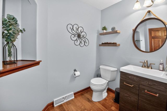 W164S7114 Raven ROAD, Muskego, WI 53150