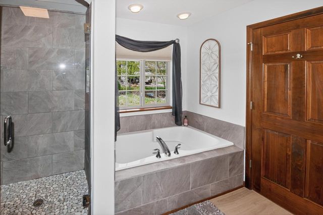 W164S7114 Raven ROAD, Muskego, WI 53150