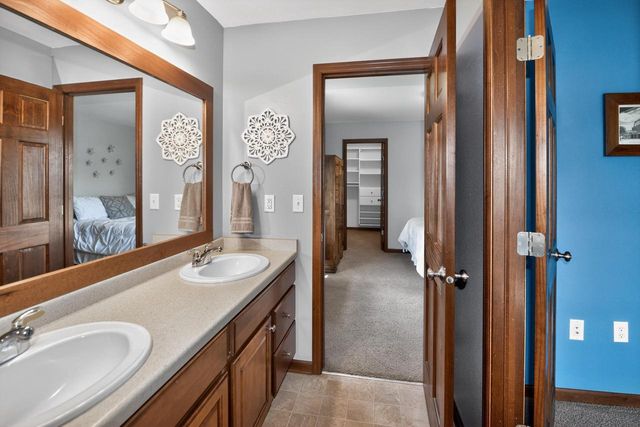 W164S7114 Raven ROAD, Muskego, WI 53150