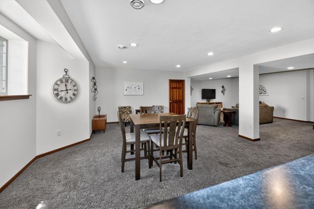 W164S7114 Raven ROAD, Muskego, WI 53150