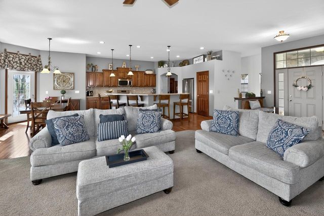 W164S7114 Raven ROAD, Muskego, WI 53150