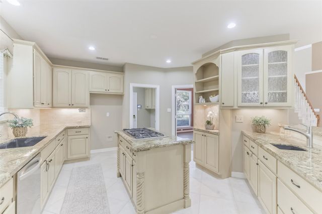 8210 Malardcrest Drive, Humble, TX 77346