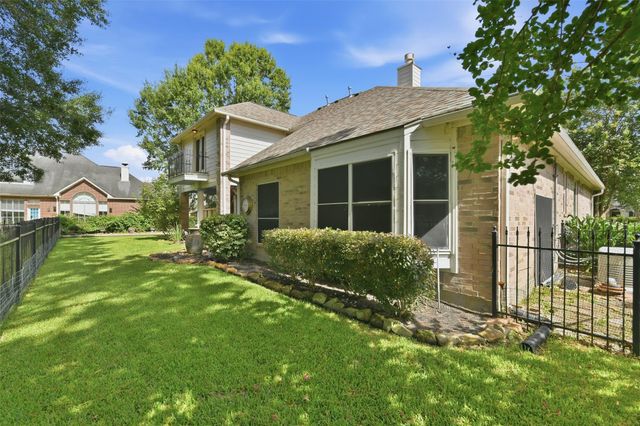 8210 Malardcrest Drive, Humble, TX 77346