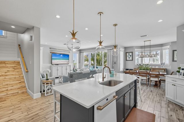 108 7TH STREET S, Bradenton Beach, FL 34217