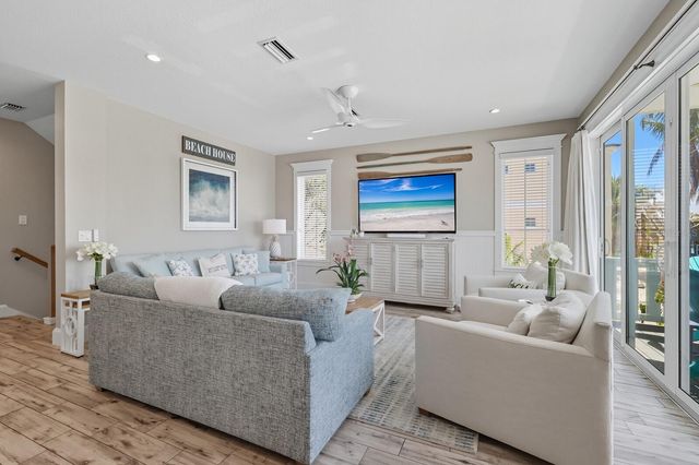 108 7TH STREET S, Bradenton Beach, FL 34217