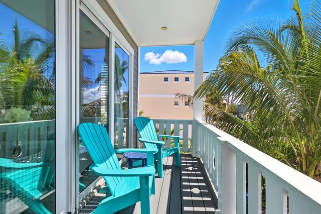 108 7TH STREET S, Bradenton Beach, FL 34217