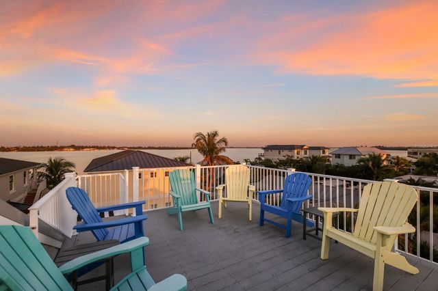 108 7TH STREET S, Bradenton Beach, FL 34217