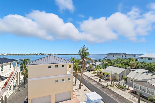 108 7TH STREET S, Bradenton Beach, FL 34217