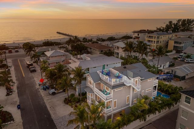 108 7TH STREET S, Bradenton Beach, FL 34217