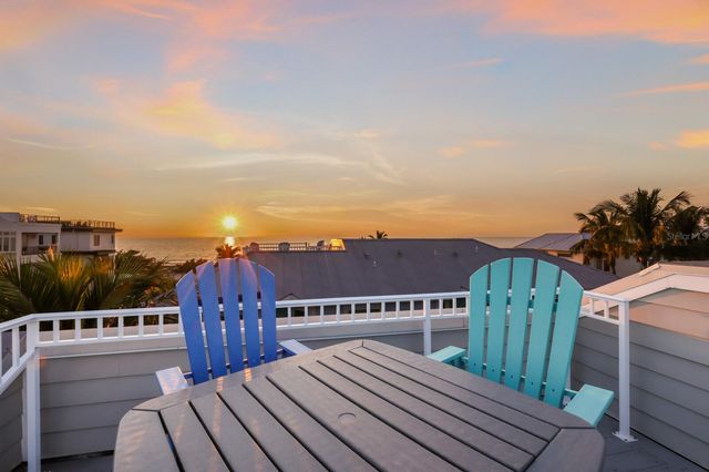 108 7TH STREET S, Bradenton Beach, FL 34217