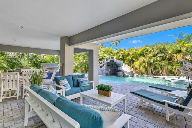 108 7TH STREET S, Bradenton Beach, FL 34217