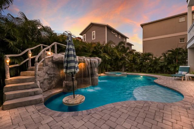 108 7TH STREET S, Bradenton Beach, FL 34217