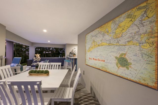 108 7TH STREET S, Bradenton Beach, FL 34217