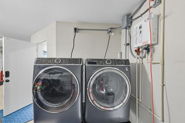 108 7TH STREET S, Bradenton Beach, FL 34217