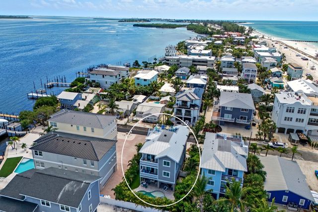 108 7TH STREET S, Bradenton Beach, FL 34217