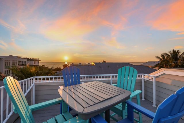 108 7TH STREET S, Bradenton Beach, FL 34217