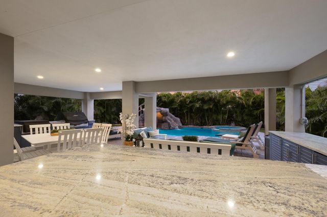 108 7TH STREET S, Bradenton Beach, FL 34217