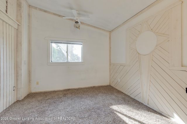 6945 Delta River Drive, Lansing, MI 48906