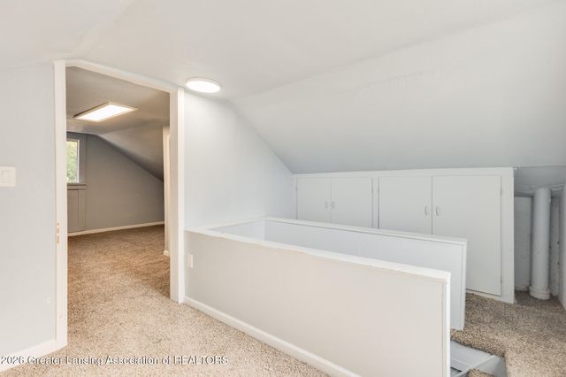 6945 Delta River Drive, Lansing, MI 48906