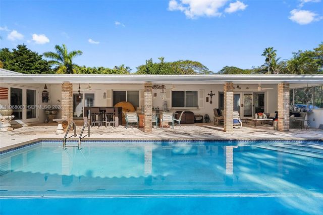 11220 SW 67th Ave, Pinecrest, FL 33156