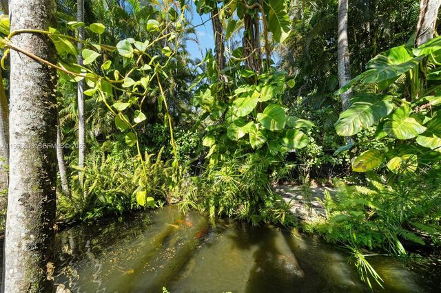 11220 SW 67th Ave, Pinecrest, FL 33156