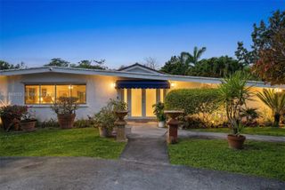 11220 SW 67th Ave, Pinecrest, FL 33156