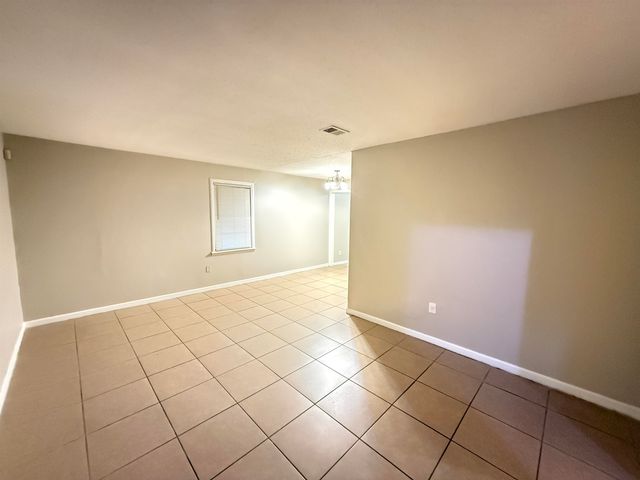 2716 DWIGHT RD, Memphis, TN 38114