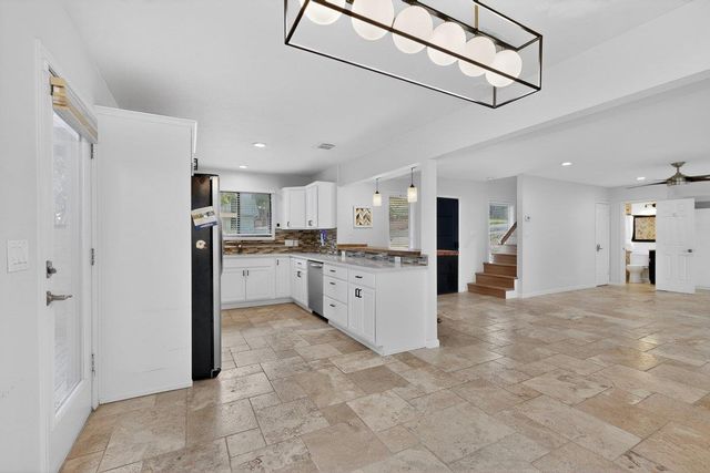 3711 Meredith ST, Austin, TX 78703