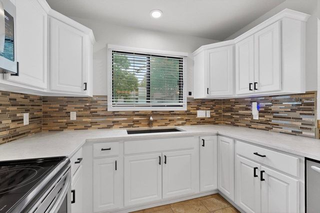 3711 Meredith ST, Austin, TX 78703