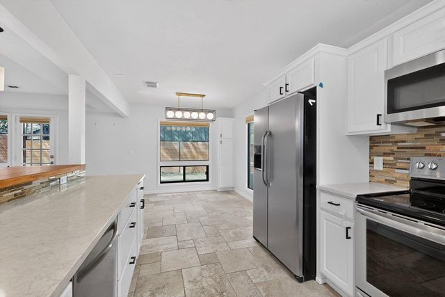 3711 Meredith ST, Austin, TX 78703