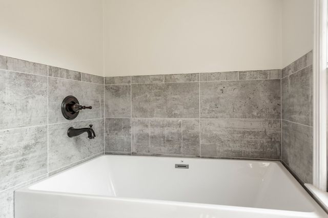 755 Long Hollow Pike, Goodlettsville, TN 37072