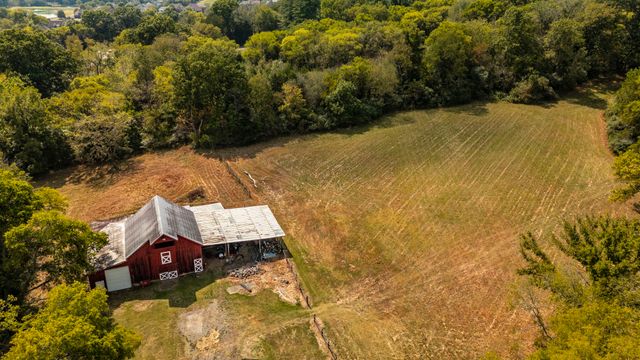 755 Long Hollow Pike, Goodlettsville, TN 37072