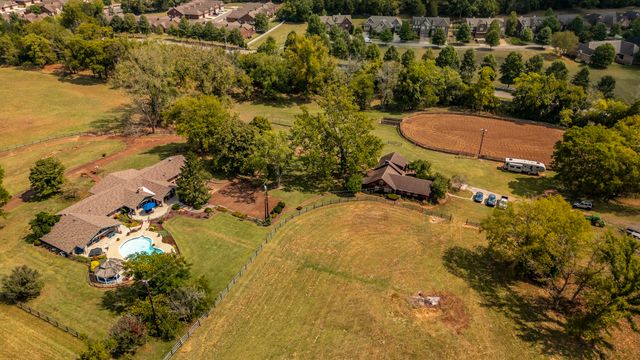 755 Long Hollow Pike, Goodlettsville, TN 37072