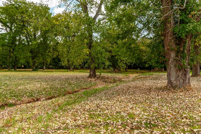 755 Long Hollow Pike, Goodlettsville, TN 37072