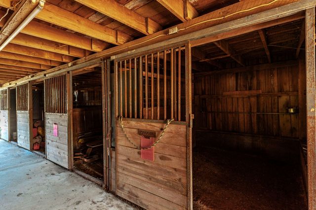 755 Long Hollow Pike, Goodlettsville, TN 37072