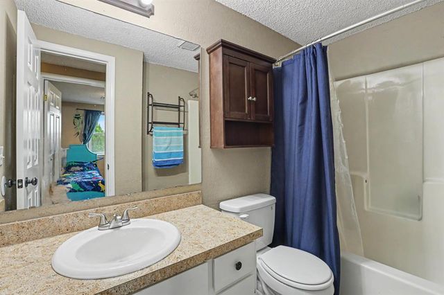 1033 SW 99th Place, Oklahoma City, OK 73139