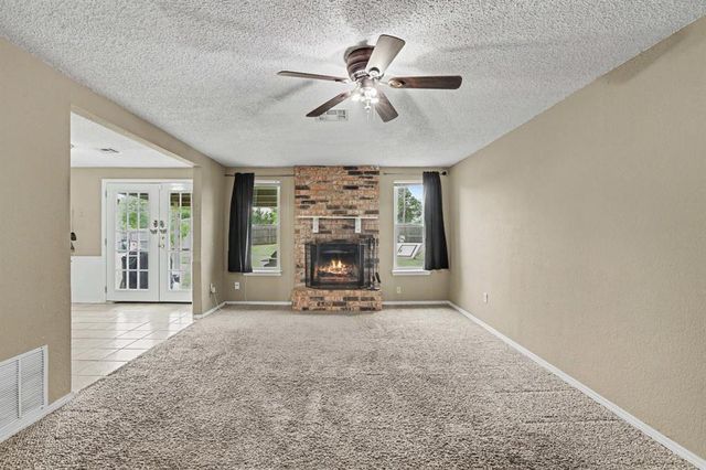 1033 SW 99th Place, Oklahoma City, OK 73139