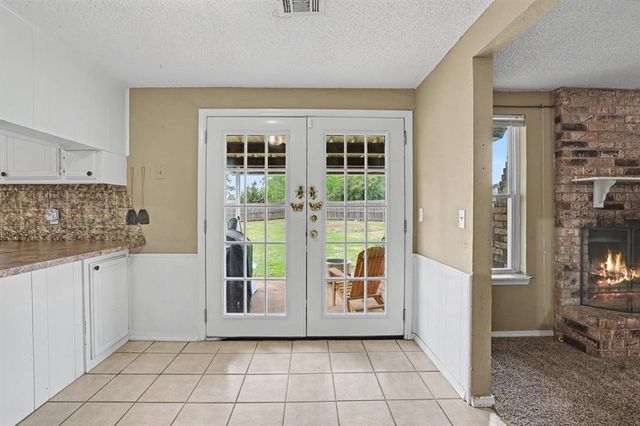1033 SW 99th Place, Oklahoma City, OK 73139