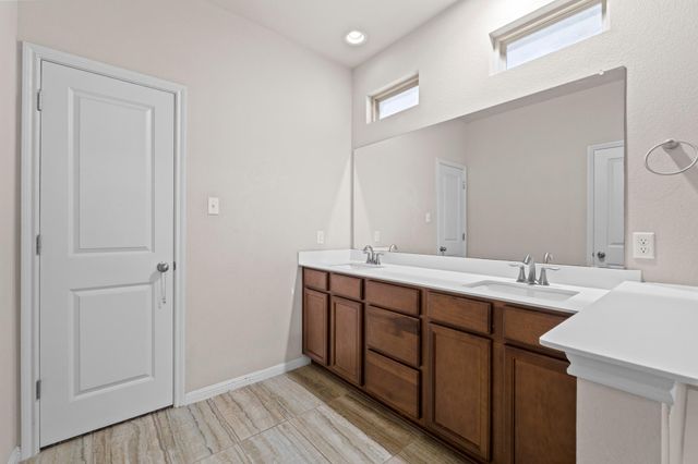 116 Greenock CV, Hutto, TX 78634
