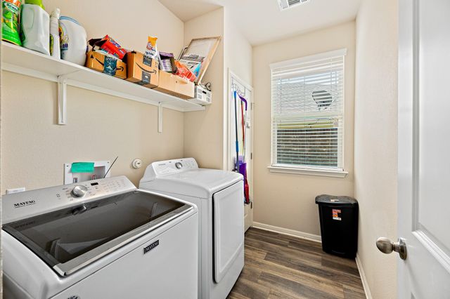 116 Greenock CV, Hutto, TX 78634