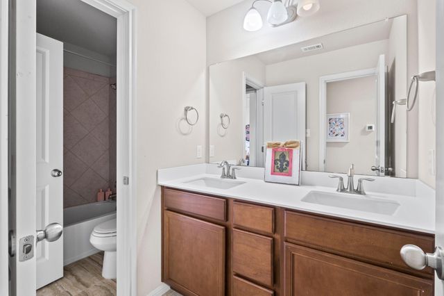 116 Greenock CV, Hutto, TX 78634