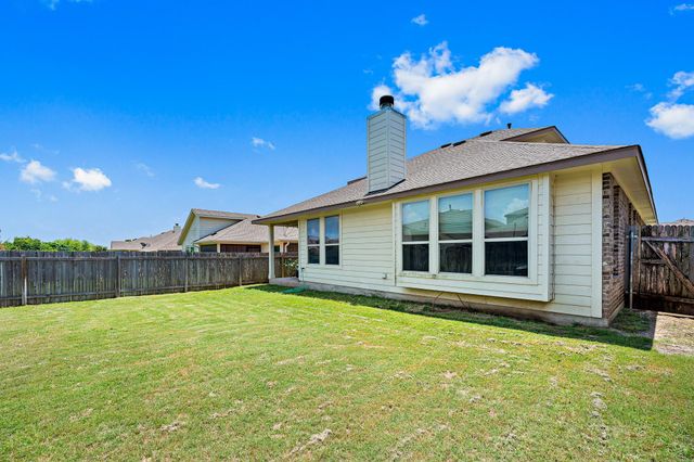 116 Greenock CV, Hutto, TX 78634