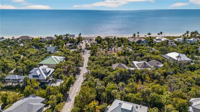 933 Strangler Fig LN, Sanibel, FL 33957