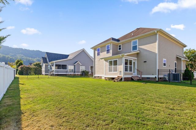 8522 Deer Run Circle, Ooltewah, TN 37363