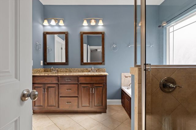 8522 Deer Run Circle, Ooltewah, TN 37363