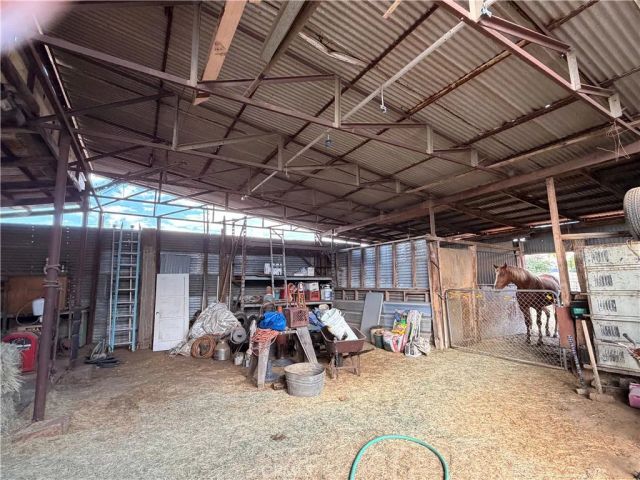 969 E Evans, San Jacinto, CA 92583