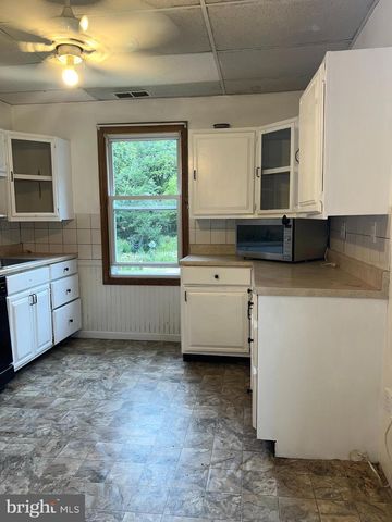 25 & 0 BROAD ST, Ashland, PA 17921
